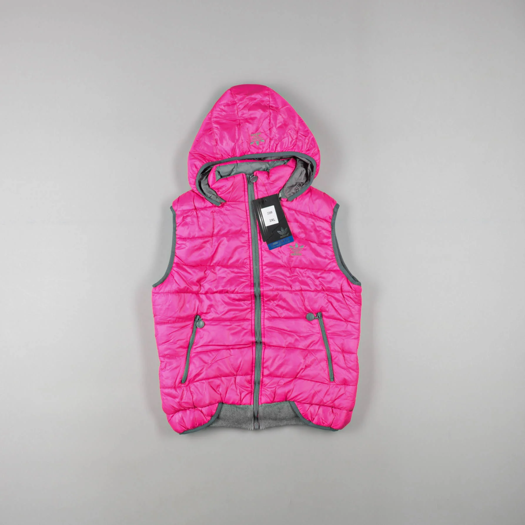 жилет Adidas
