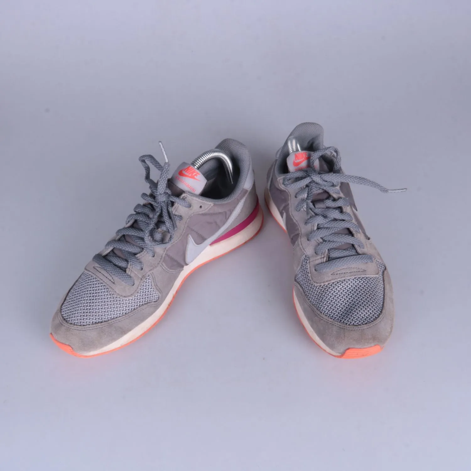 кроссовки Nike